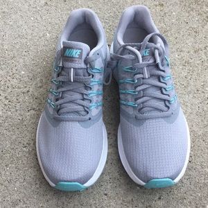 💥FLASH PRICE DROP💥 Nike FITSOLE plus FREE socks